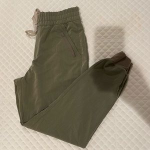 FIGS heathered olive green scrubs